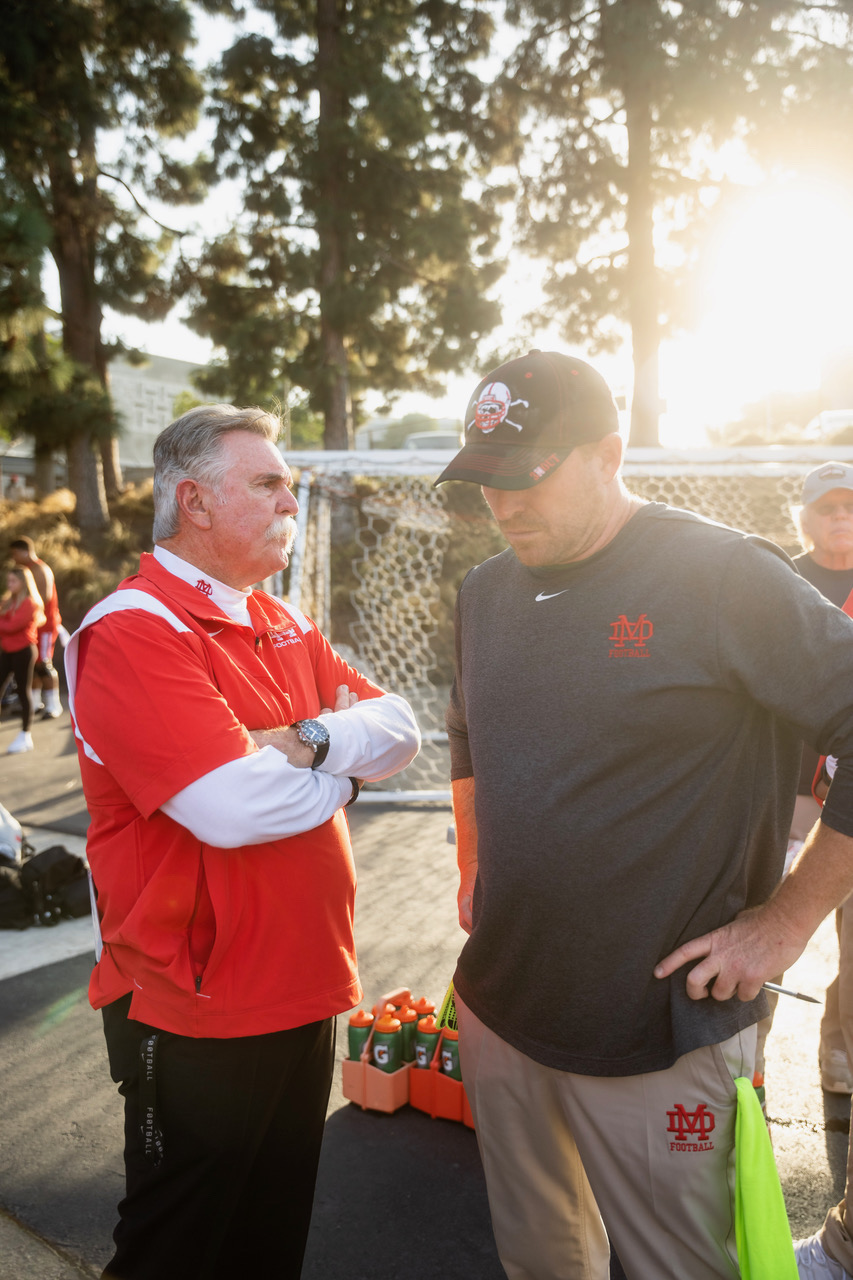 Rival Coaches Share Bond, Except on Game Days - The New York Times